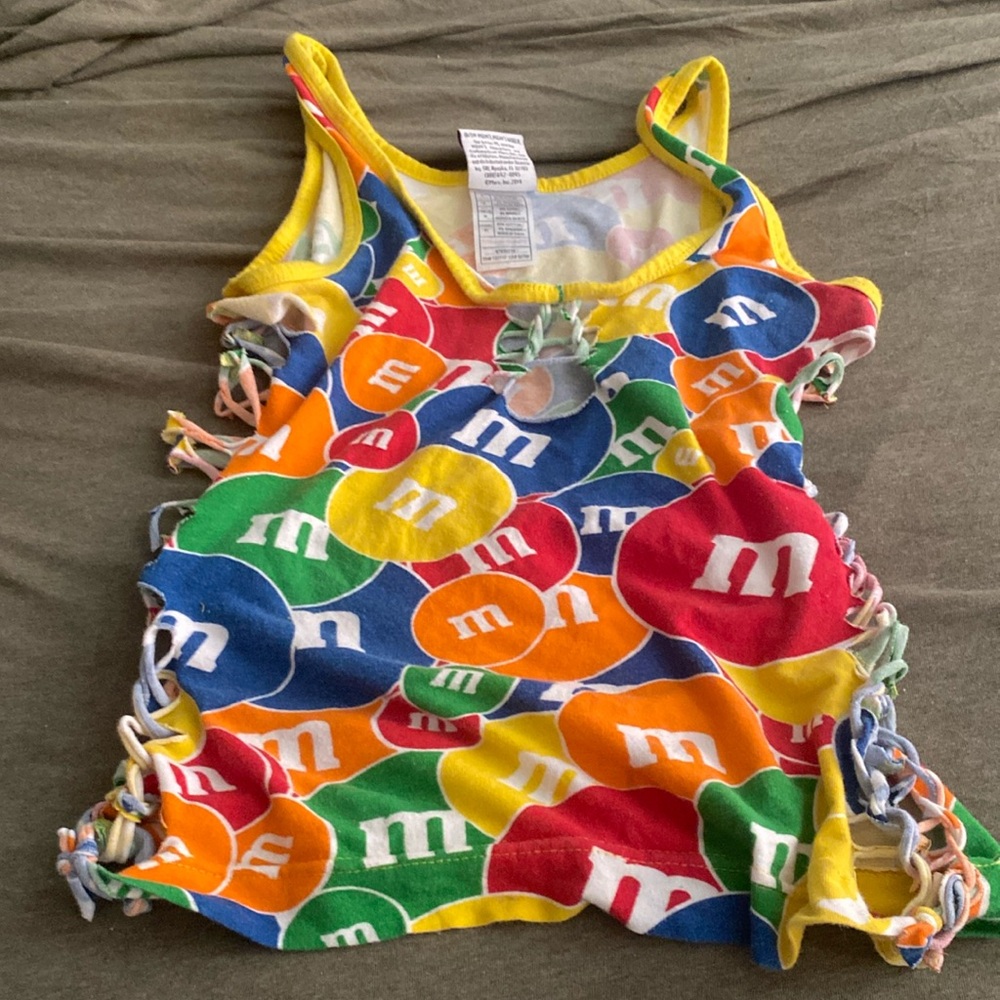 M&M tank top